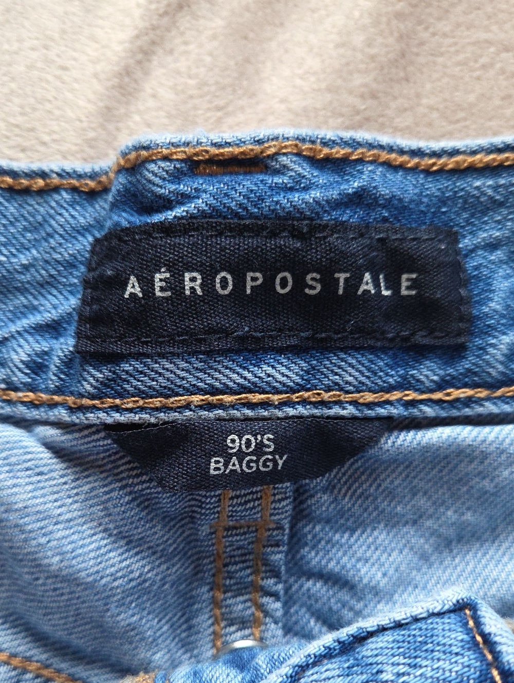 Aeropostle Ripped Jeans - Picture 2 of 3